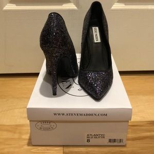 Beautiful Steve Madden Glitter Pumps
